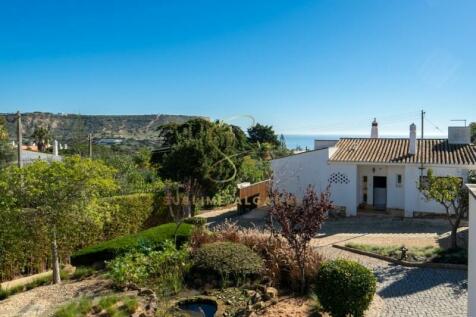 Sea view property in Praia da Luz, Lagos, Algarve