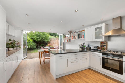 Kitchen - Dinner