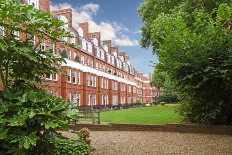 3 Bed Unfurnished Flat