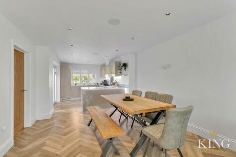 King Homes-18.jpg