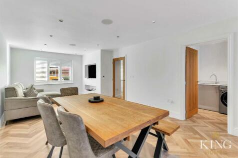 King Homes-23.jpg