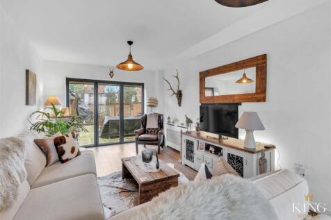 King Homes-01.jpg