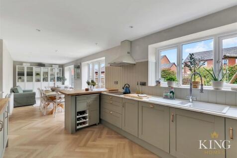 Kitchen Dining Entertaining