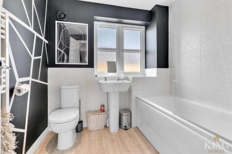 King Homes-25.jpg
