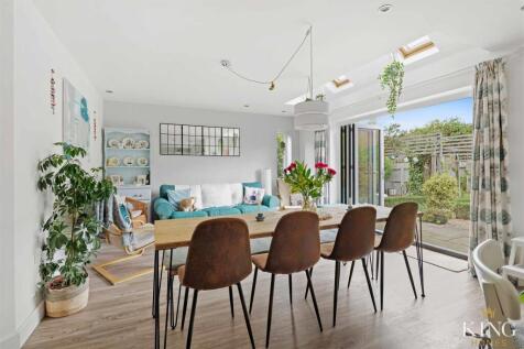 King Homes-02.jpg