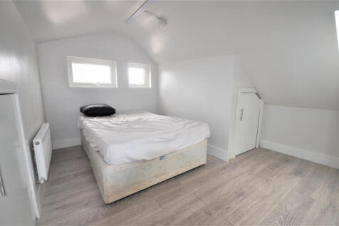 Four Bedroom First Floor Flat