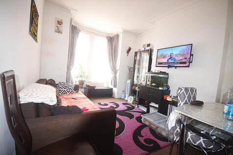 One Bedroom Ground Floor Flat