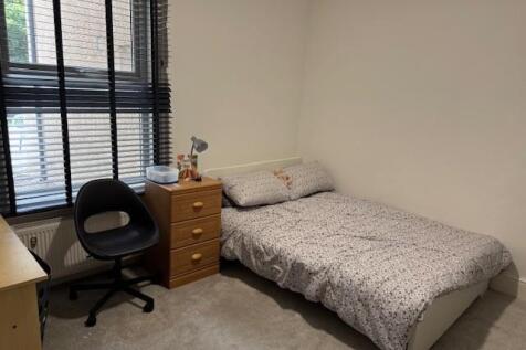 BED 2.jpg