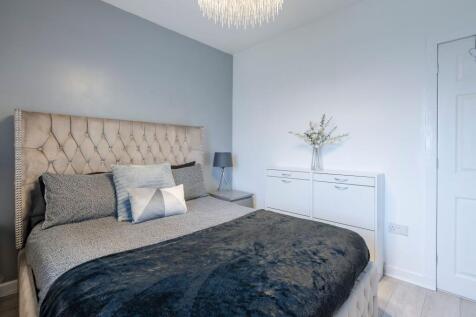 Mater Bedroom