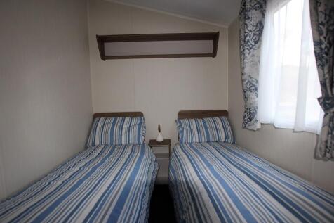 Twin Room 2