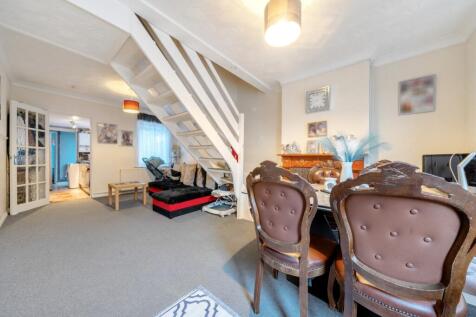 Living/Dining Space