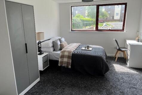 PREMIER ROOM