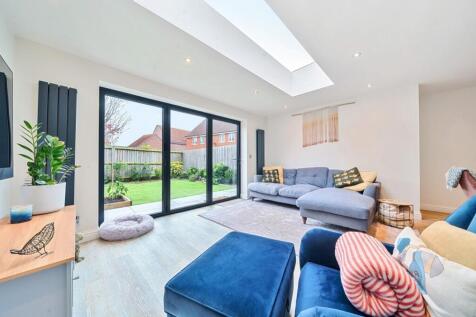 1380290-38-690e3e35610cf-ARW-1