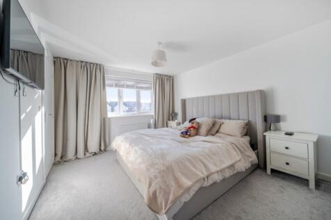 1385040-22-6925aa2ec5f04