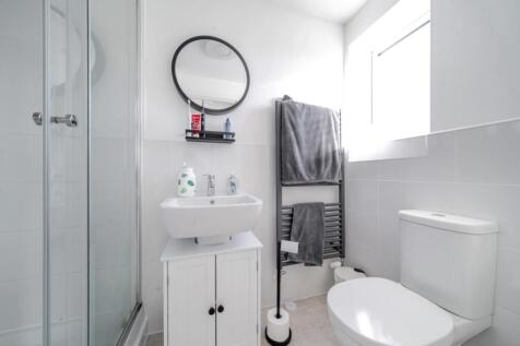 1385040-17-6925a9f9acd2f