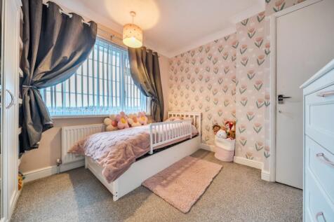 1371769-5-690393db6f8e8