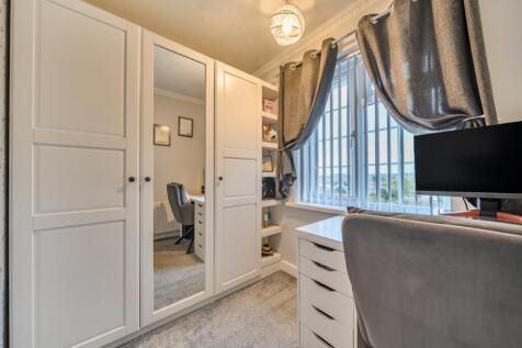 1371769-13-6903945ae9a4f