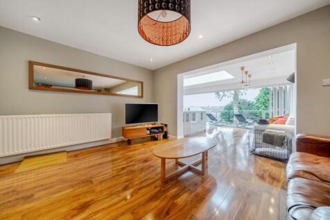 1388232-10-6936c0f3ba15a