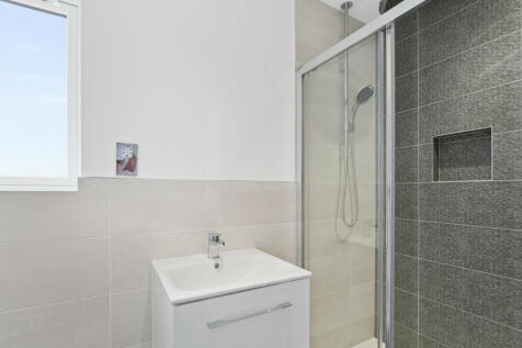 Bedroom 3 En-Suite
