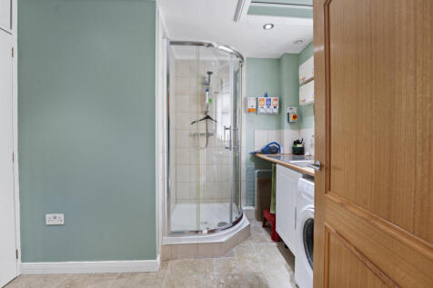 Utility/Shower
