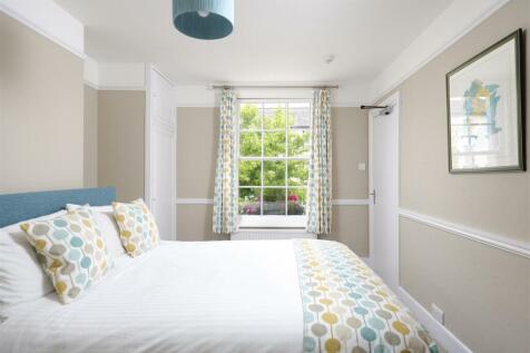Room 2.JPG