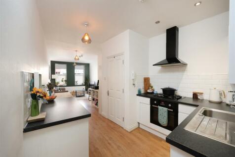 2&#64;85 North Road 11.JPG