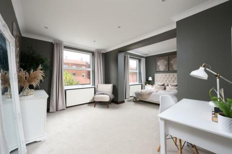14 Challoner Court 20.JPG