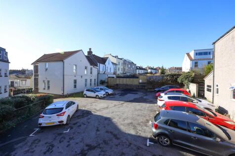 4&#64;1 Claremont Rd 16.JPG