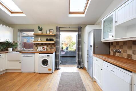 168 High Street 41.JPG