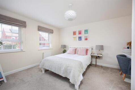11 Pippen Drive 45.JPG
