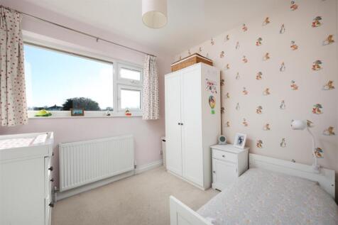 16 Silbury Rise 52.JPG