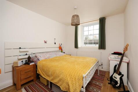 26B West Park 9.JPG