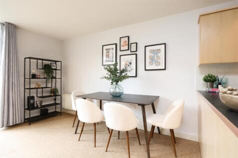 9 Linden Grange 6.JPG