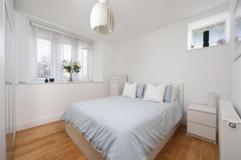 7 Wiseman Apts 2.JPG