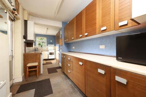 72 Ashgrove Road 10.JPG