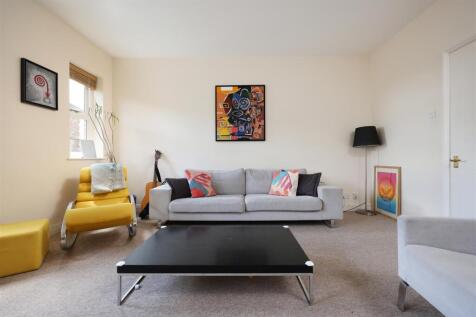 2 Worrall Place 3.JPG