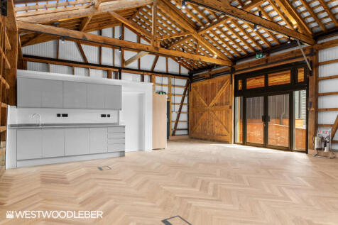 LoadingShed_6