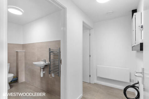 LoadingShed_5