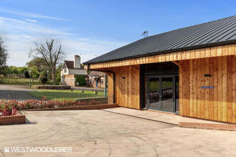 LoadingShed_15