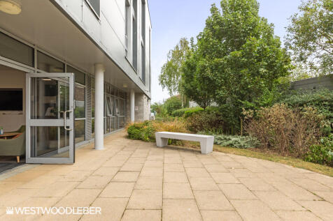 HoddesdonBusiness...