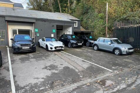 39706f99-d277-4e9...