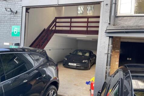 ae0884d2-bc59-4dd...