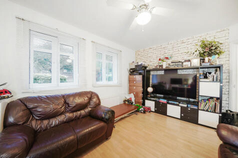 218 Brentfield Ro...