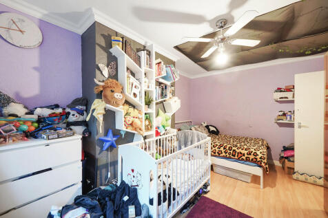 218 Brentfield Ro...