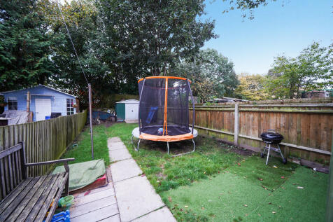 218 Brentfield Ro...