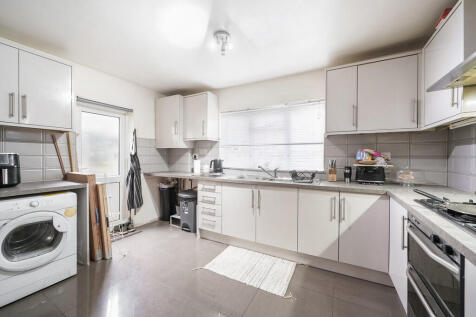 3 Rockhall Road -...