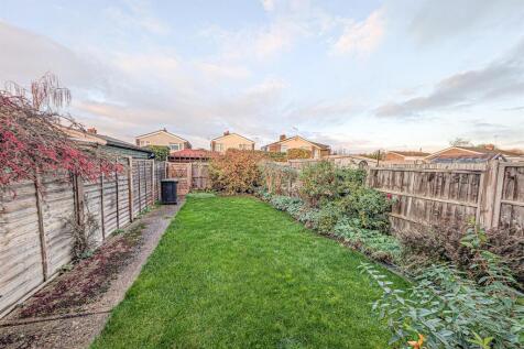 PXL_20251125_153253047.RAW-01. garden.jpg