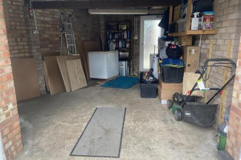 garage.jpg