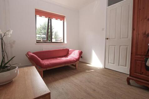 IMG_1094bed.jpg