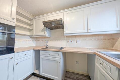 PXL_20251111_133610234.RAW-01 kit.jpg